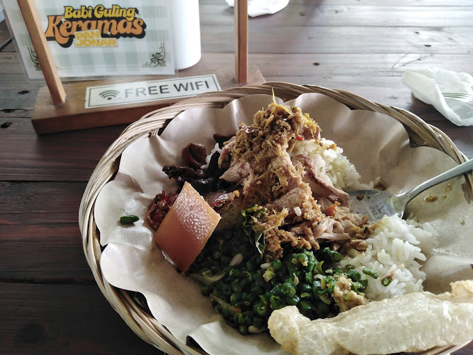 Babi Guling Pan Jonar Keramas