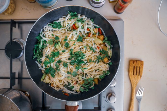 Mau Belajar Masak? Yuk Lihat 5 Akun Tiktok Yang Bagikan Tutorial Masak