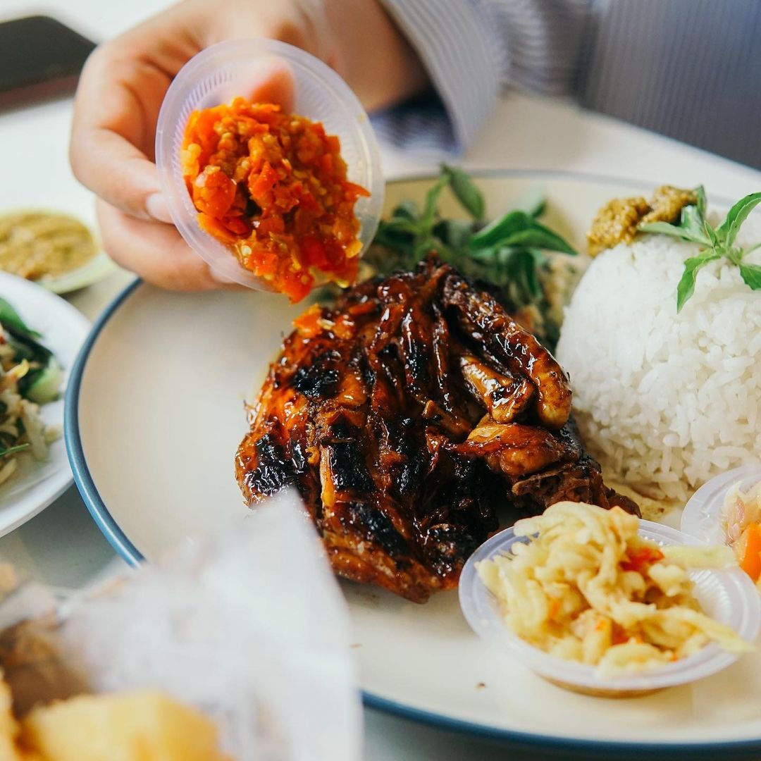 Harga dan Menu Bebek Haji Slamet Terbaru dan Terlengkap