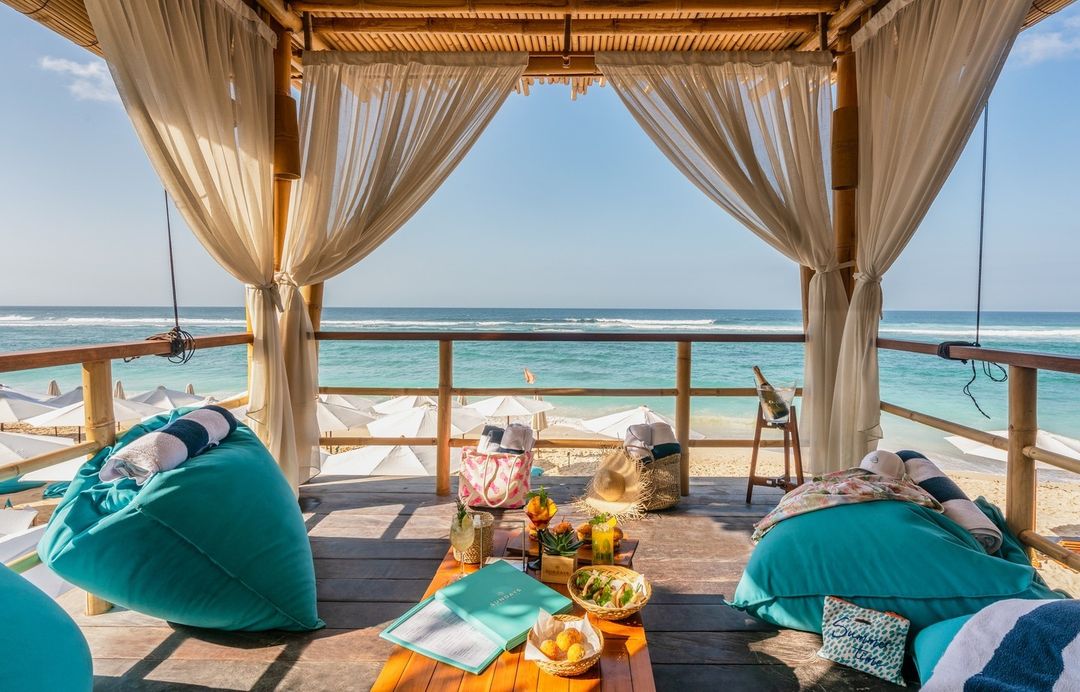Sunday Beach Club