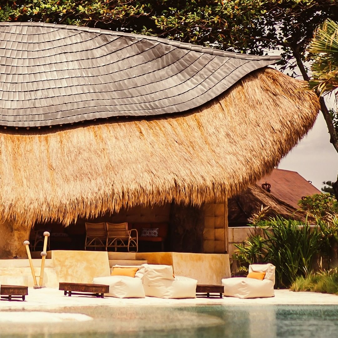 Mari Beach Club