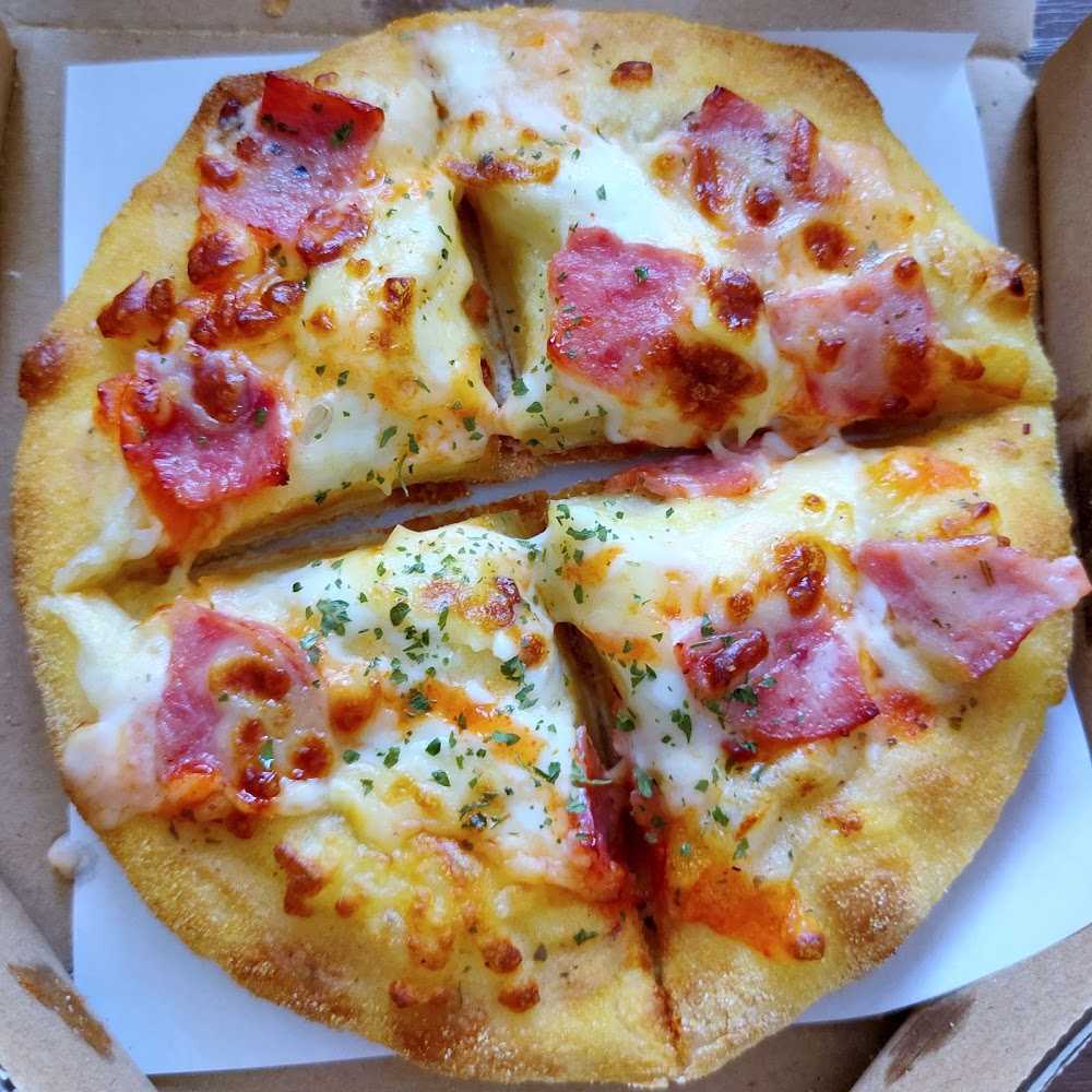 Kuliner Domino's Pizza - Cempaka Putih