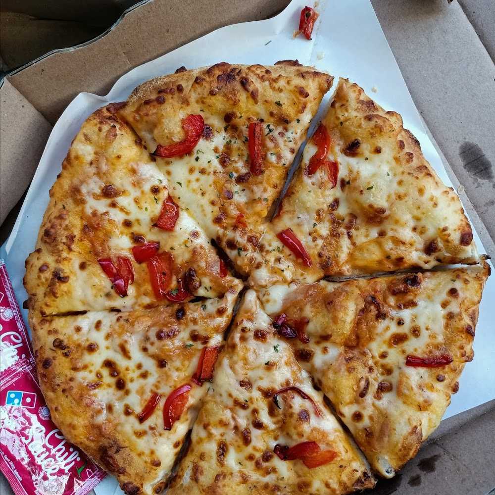 Kuliner Domino's Pizza Indonesia - Teluk Gong