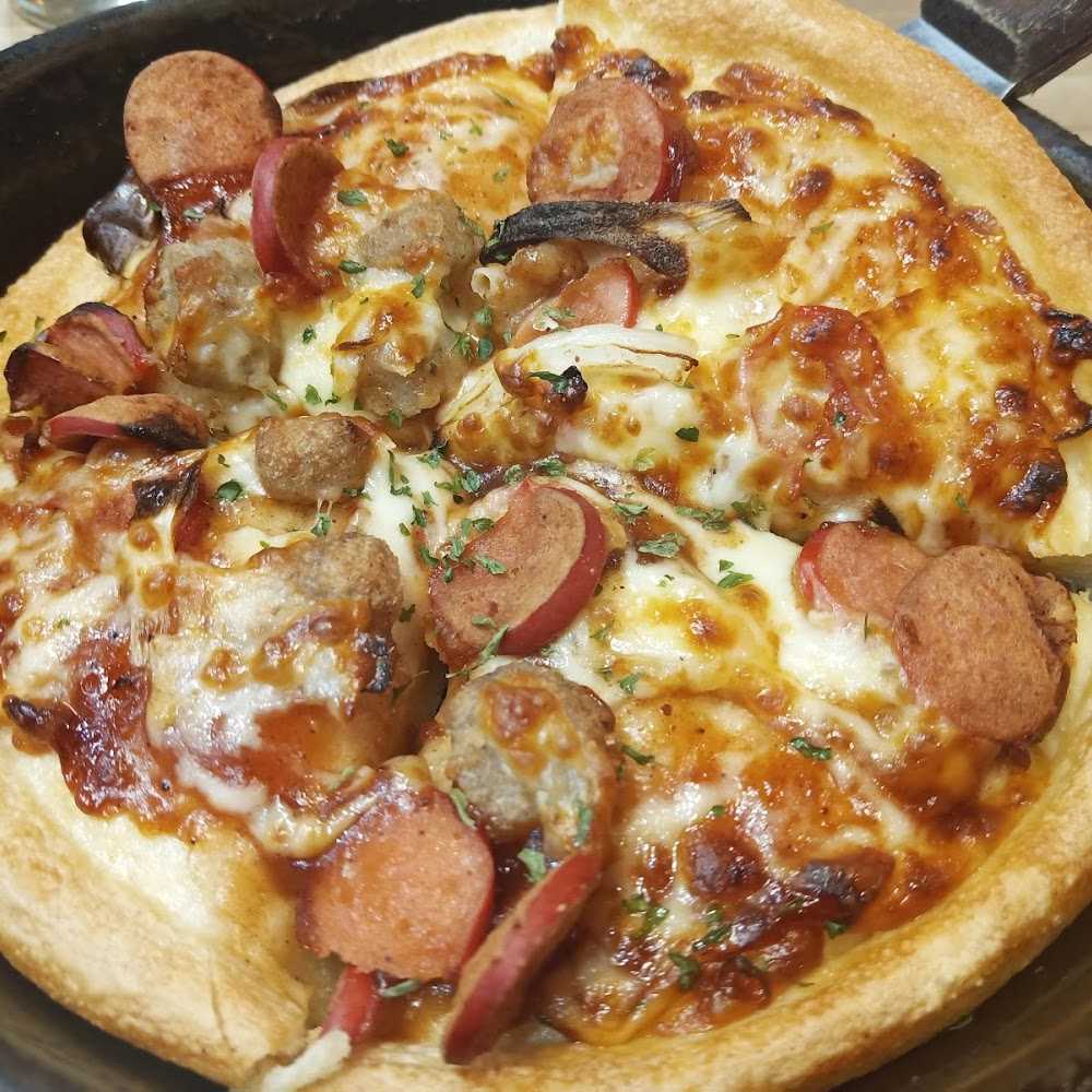 Kuliner Pizza Hut Restoran - Emporium Mall Pluit