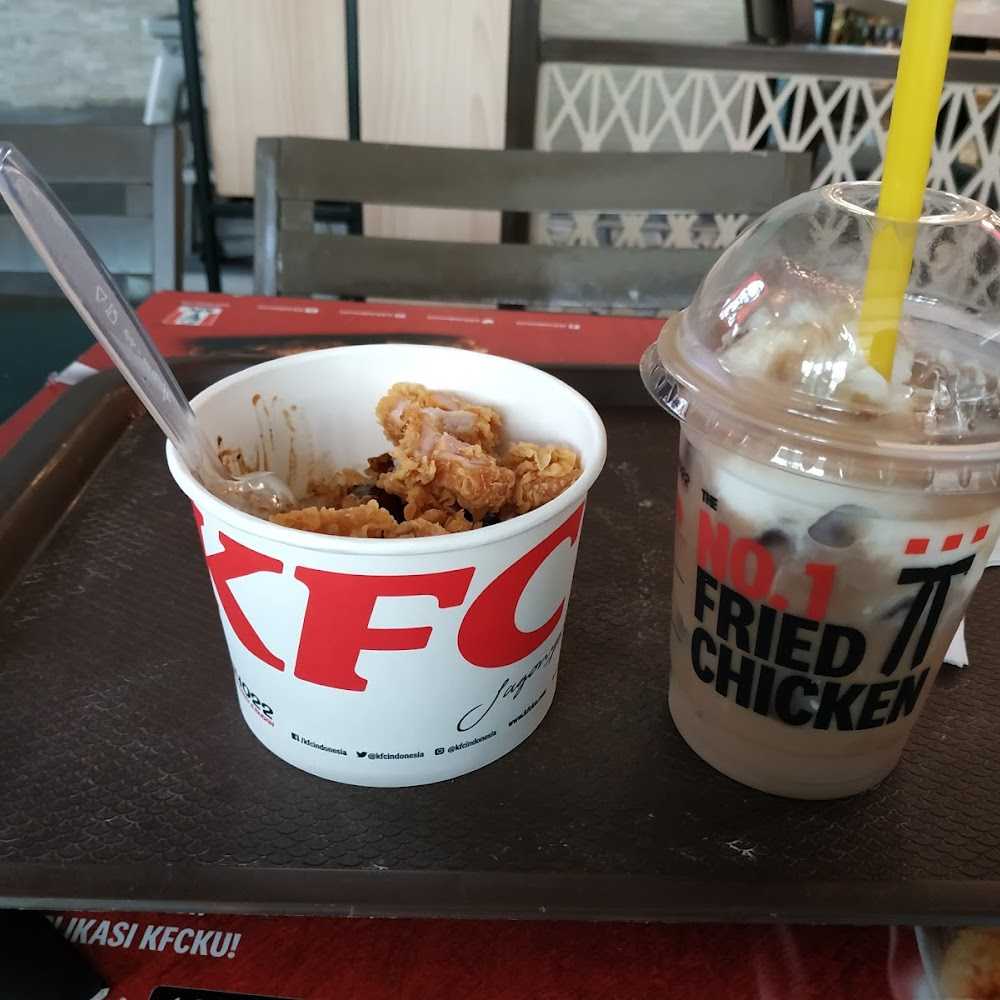 Kuliner KFC Solo Paragon Mall