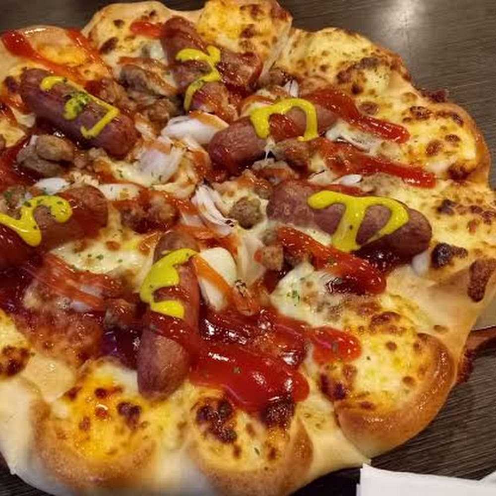 Kuliner Pizza Hut Restoran - Istana Plaza