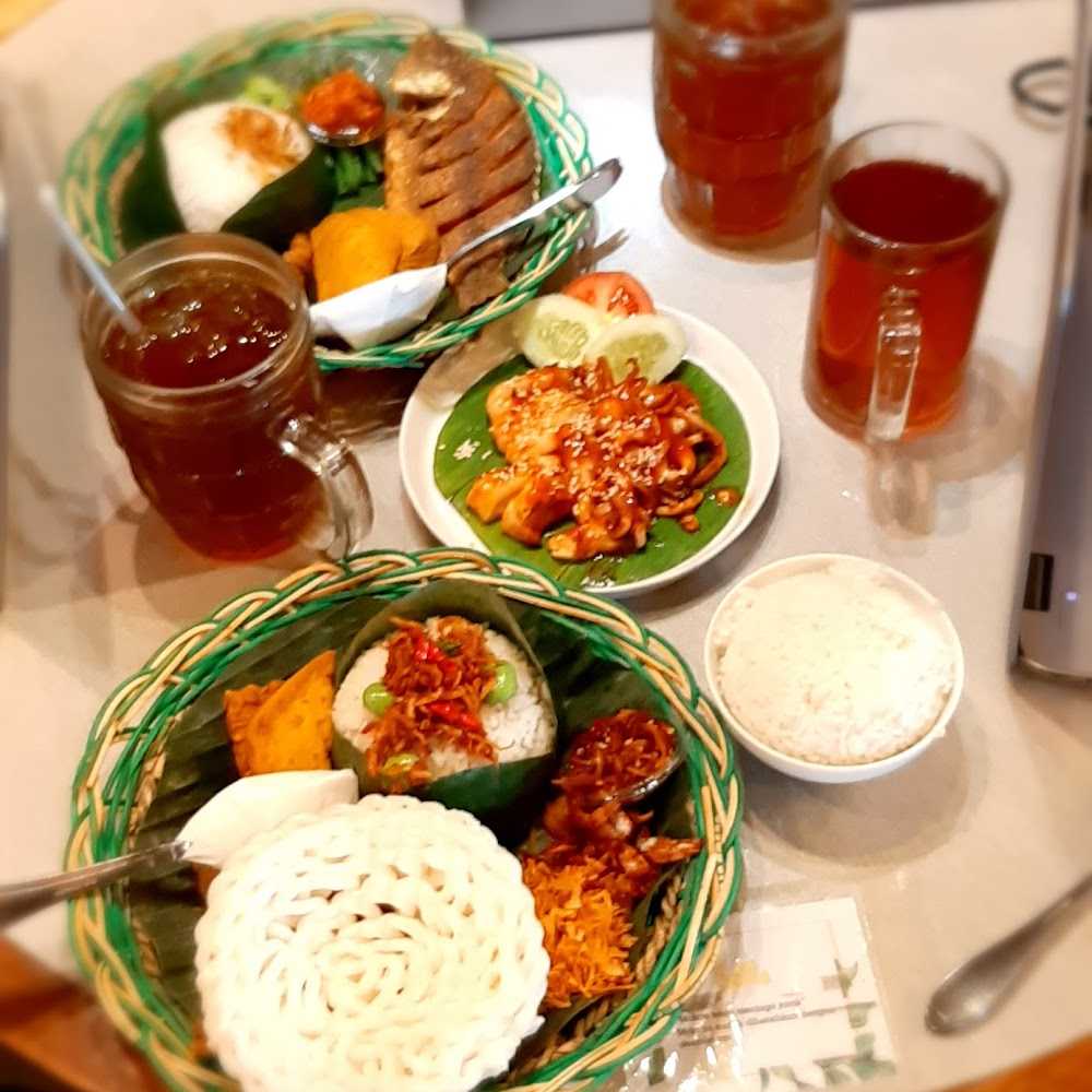 Kuliner Mubarok Resto dapoer vandary
