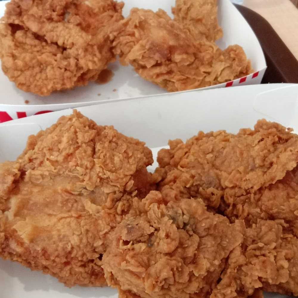 Kuliner KFC SUMMARECON MALL BEKASI